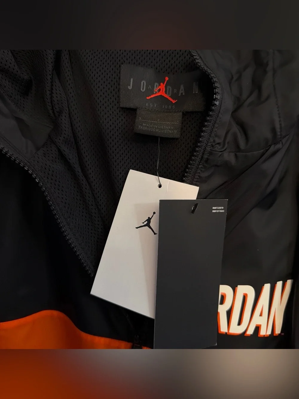 New Jordan Black, Orange & Gray Half-Zip Windbreaker Jacket Mens Size Small